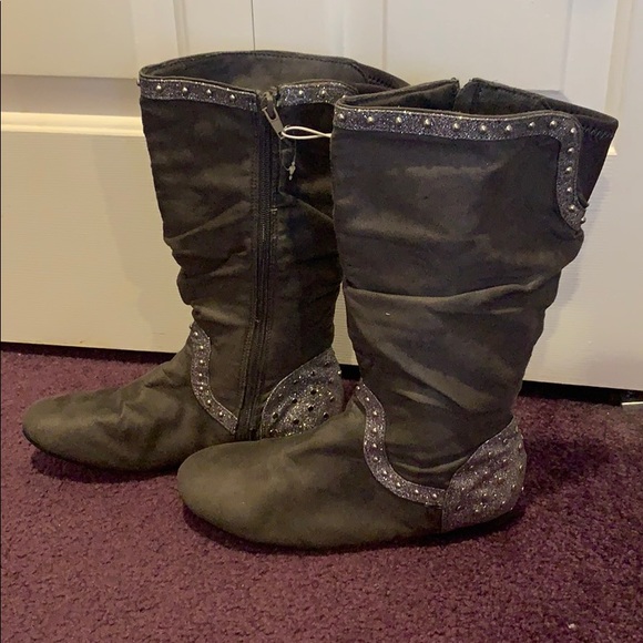 Gray Justice Boots - Picture 2 of 3